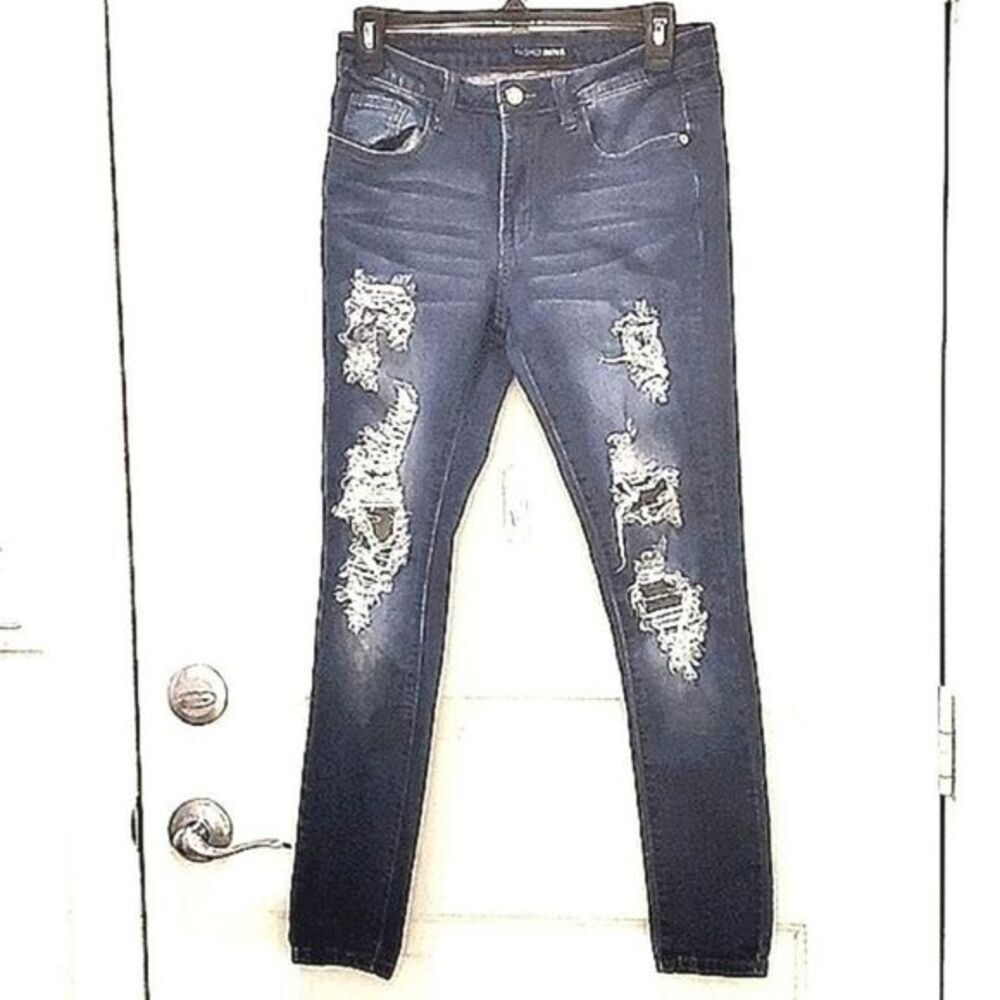 Fashion Nova Distress Jean